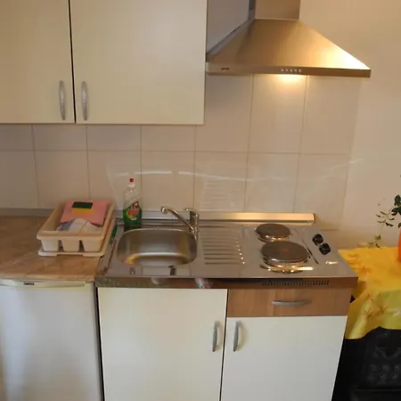 Apartment Elma 31 Pax 1st Floor
